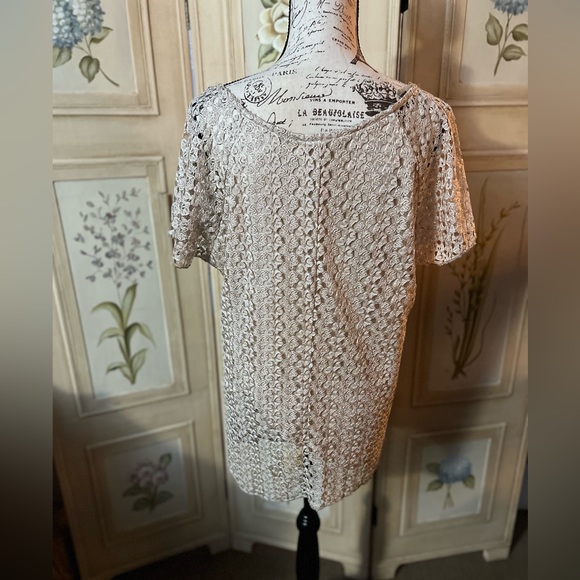 🎈🎈CROCHETED BLOUSE W/LINING - Picture 3 of 5
